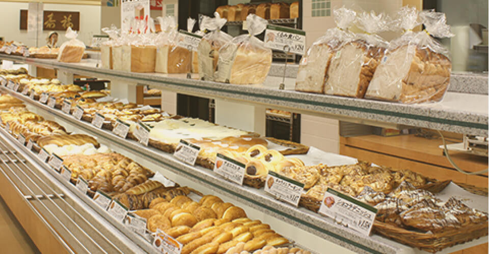 直営ベーカリー新ブランド「パンドール」を立ち上げ近鉄百貨店桃山店(現在のmomoテラス)内に出店。
