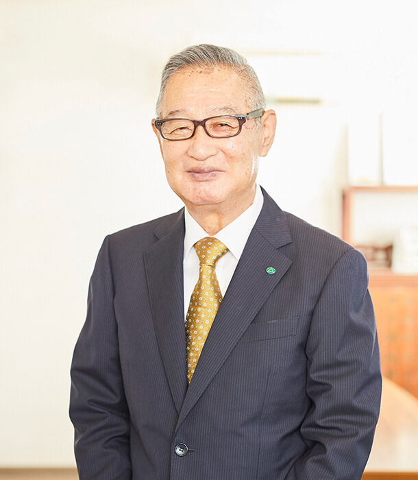 山本 隆英